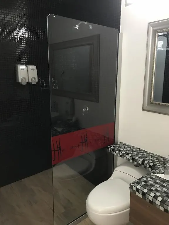 מדיין In House The Hotel